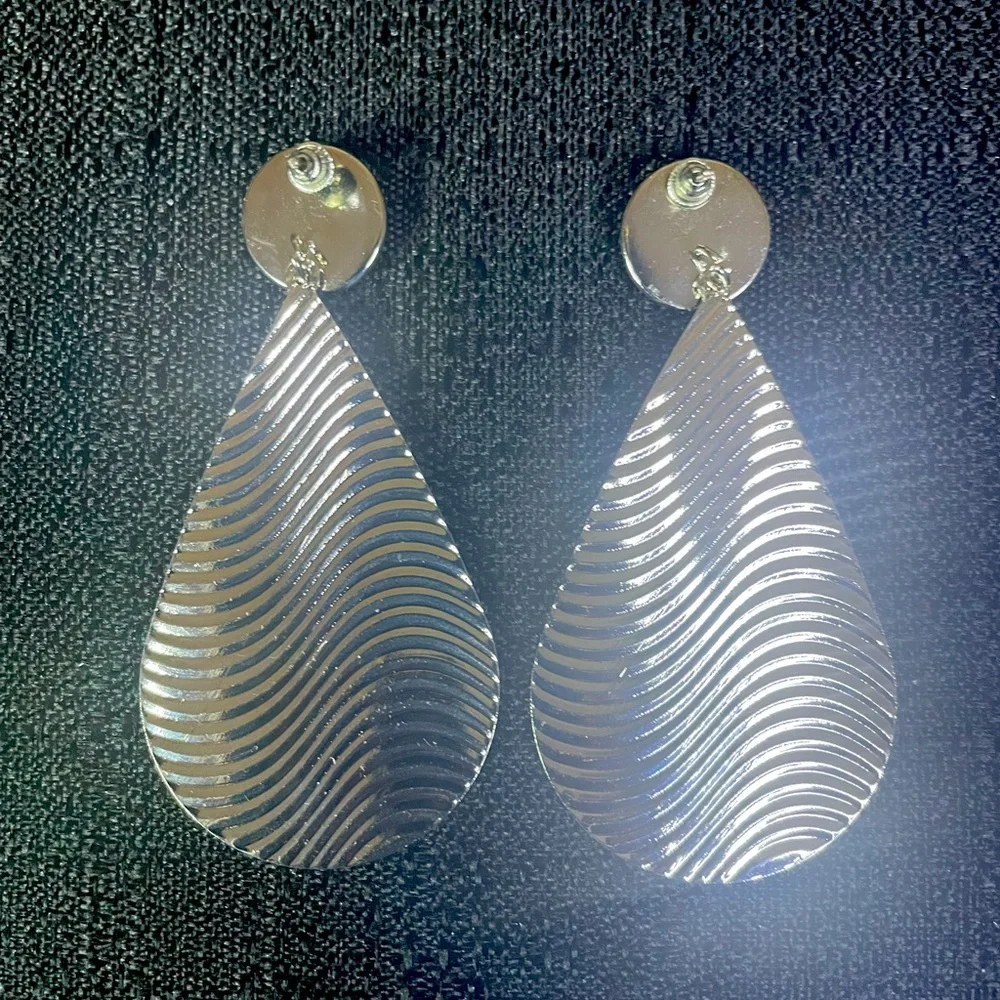 D’Bello Accessories two sets